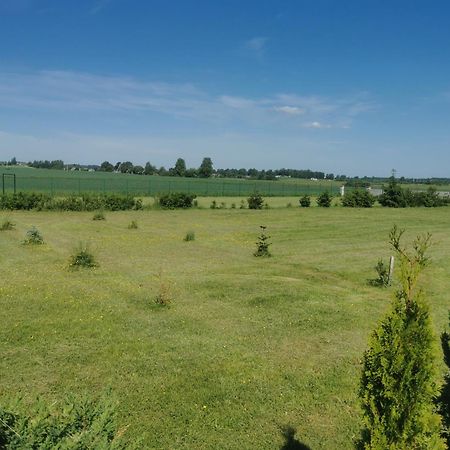 Edmart Villa Dobromisle Bagian luar foto