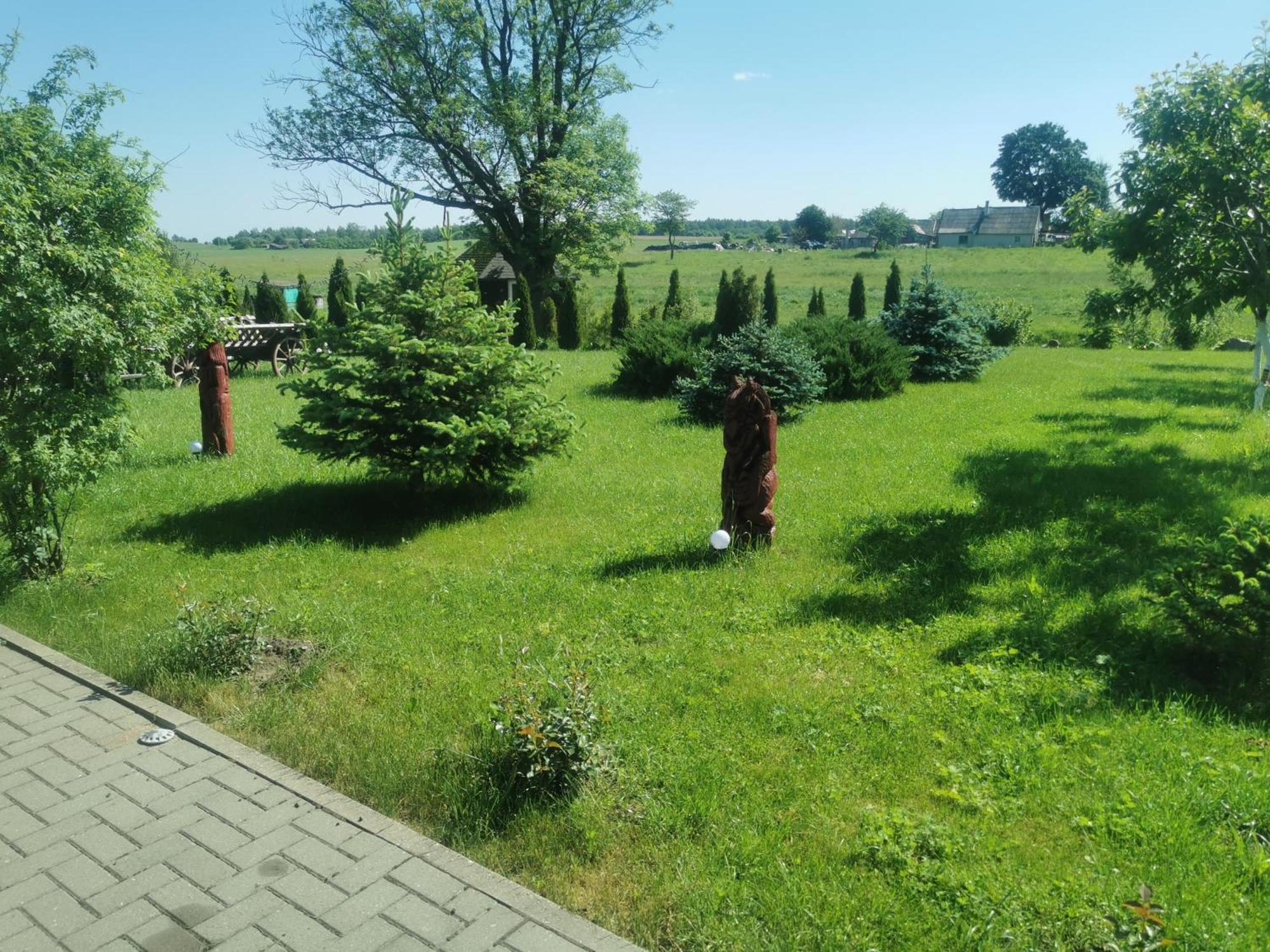Edmart Villa Dobromisle Bagian luar foto