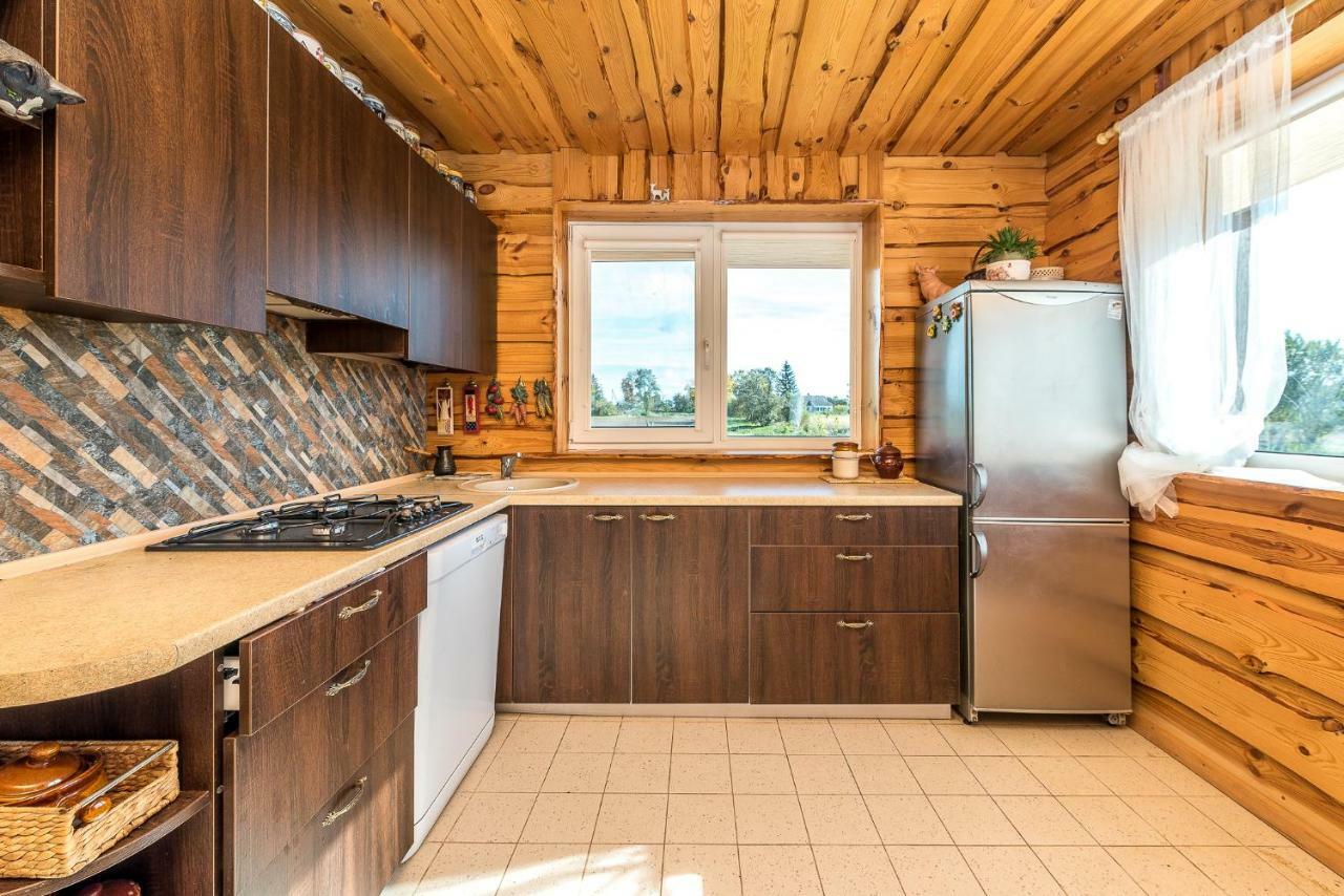 Edmart Villa Dobromisle Bagian luar foto