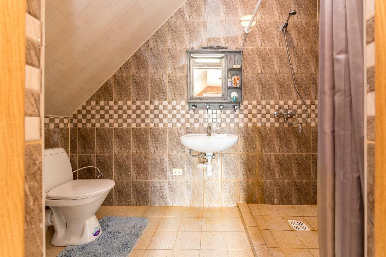 Edmart Villa Dobromisle Bagian luar foto